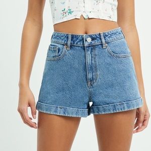 Pacsun June Blue Denim Mom Shorts size 22
